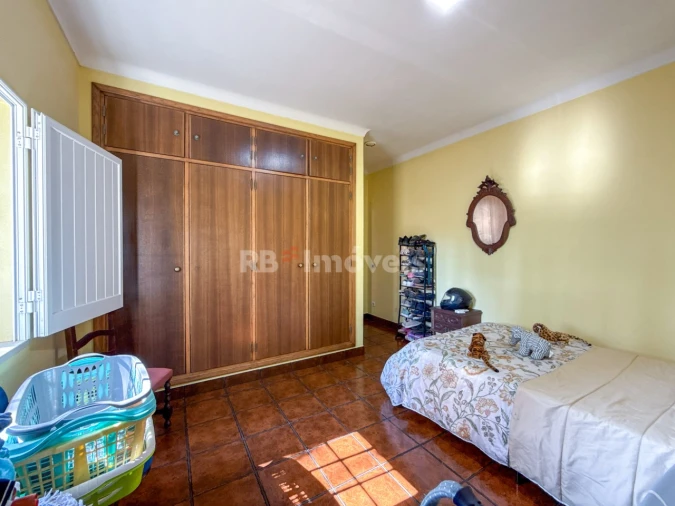 Moradia T4 para Venda em Montalvo Foto 12