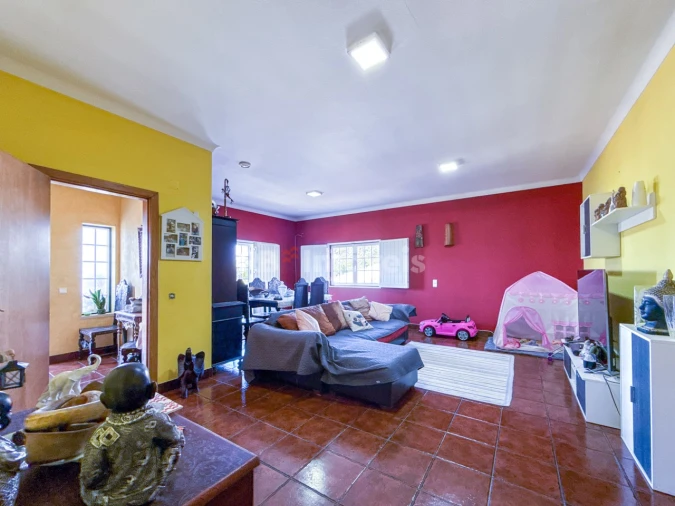 Moradia T4 para Venda em Montalvo Foto 30