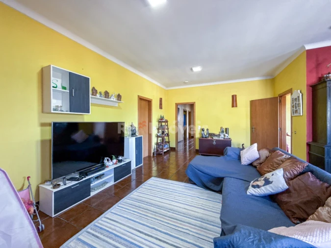 Moradia T4 para Venda em Montalvo Foto 34