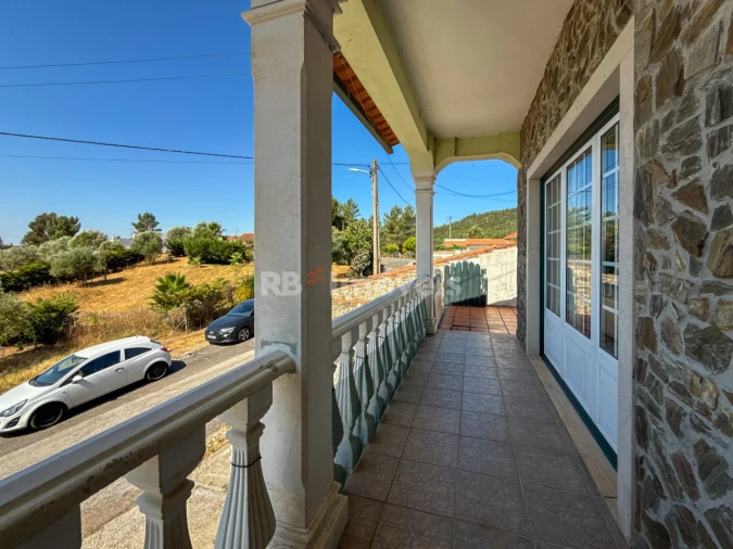 Moradia T4 para Venda em Montalvo Foto 57