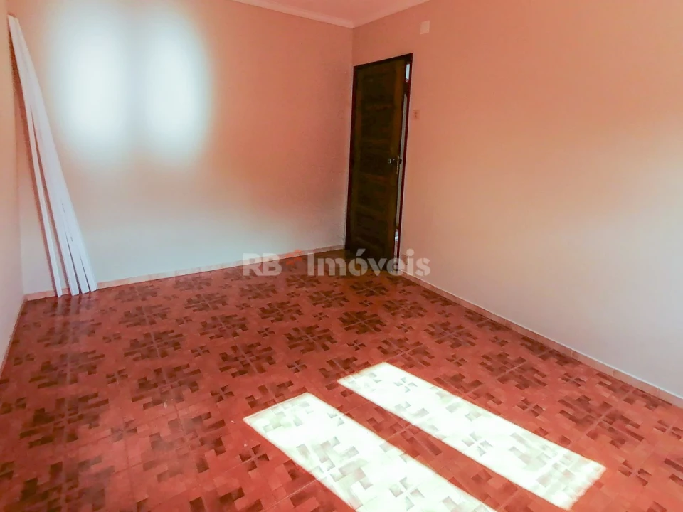 Moradia T2 para Venda em São João Baptista e Santa Maria dos Olivais Foto 4