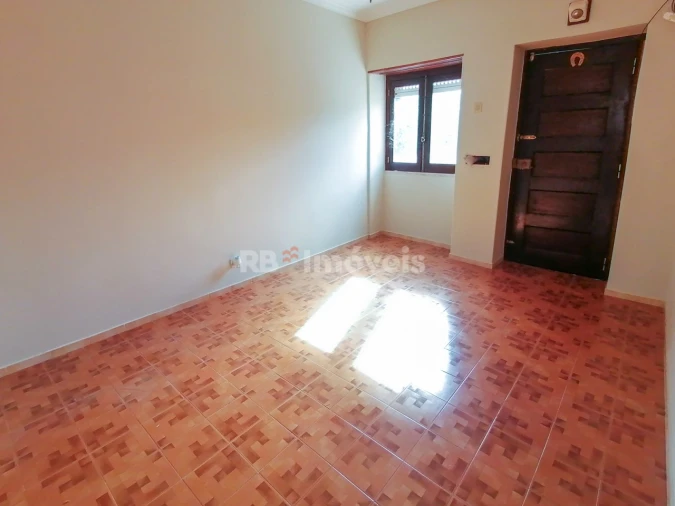 Moradia T2 para Venda em São João Baptista e Santa Maria dos Olivais Foto 16