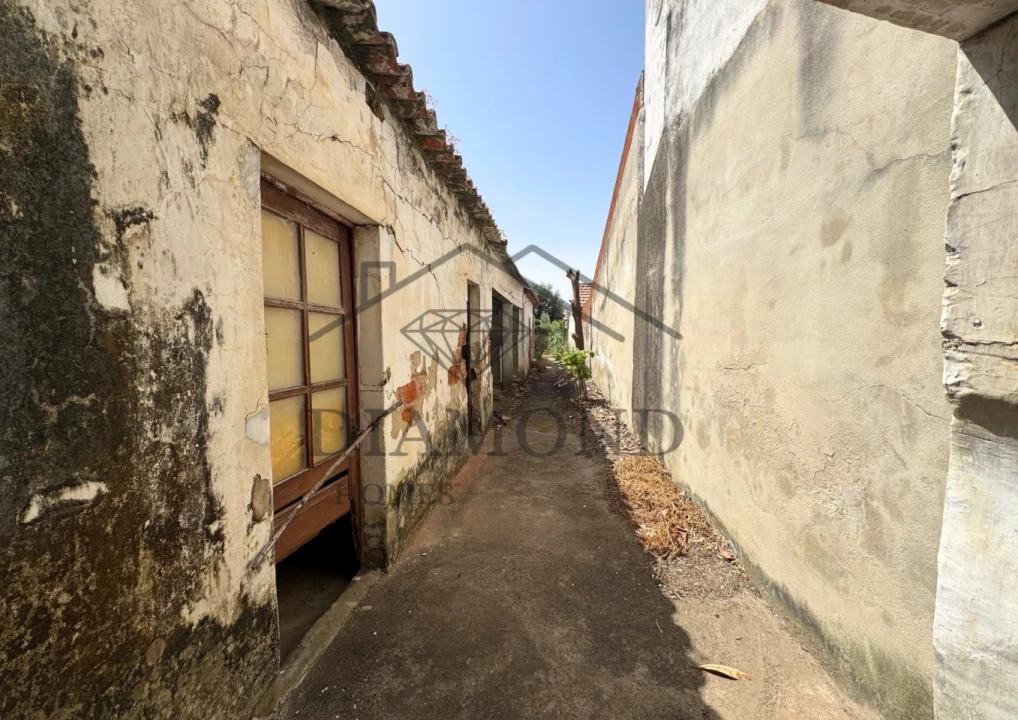 Moradia T2 para Venda em Glória do Ribatejo e Granho Foto 2