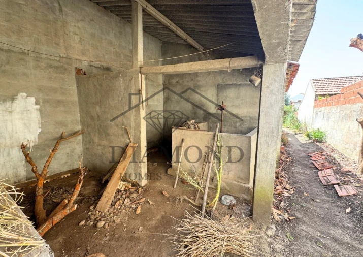 Moradia T2 para Venda em Glória do Ribatejo e Granho Foto 3