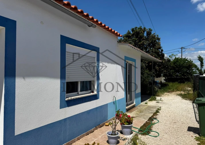 Moradia T2 para Venda em Benfica do Ribatejo Foto 5