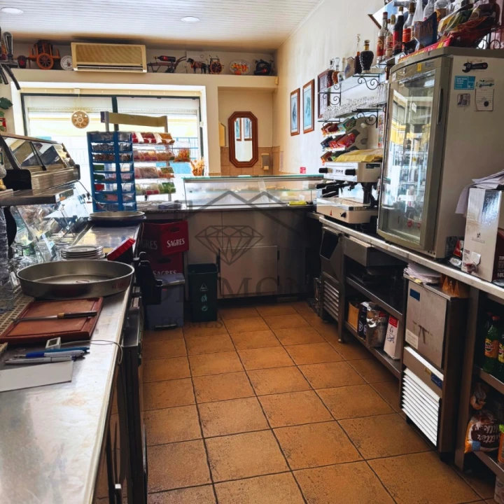 Negócio para Venda em Alpiarça Foto 1