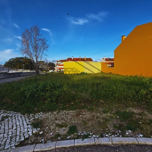 Terreno para Venda em Almeirim Foto 4