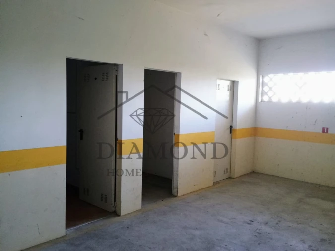 Garagem para Venda em Marvila, Ribeira Santarém, São Salvador, São Nicolau Foto 5