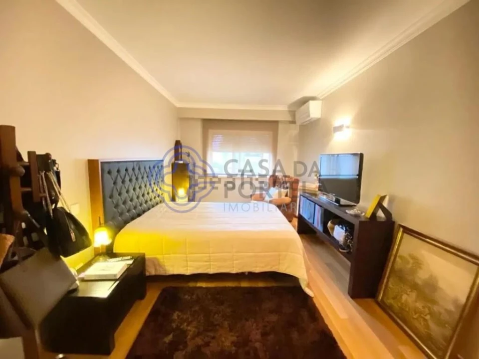 Apartamento T4 para Venda em Mafamude e Vilar do Paraíso Foto 33