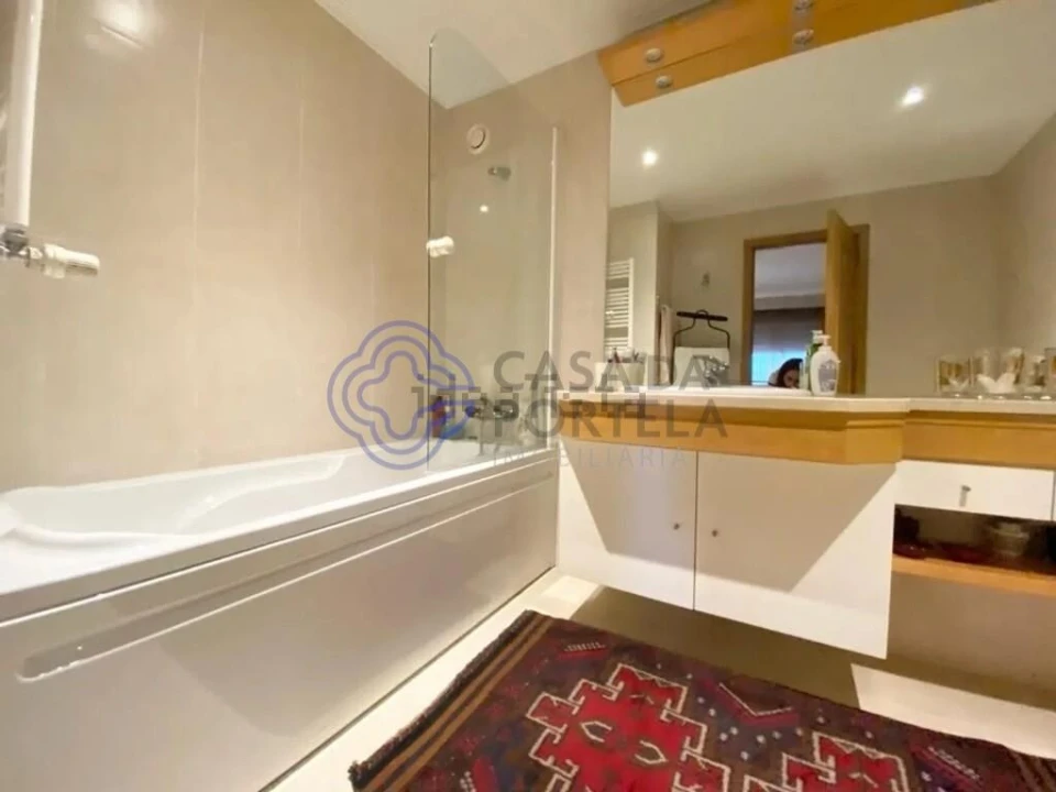 Apartamento T4 para Venda em Mafamude e Vilar do Paraíso Foto 34