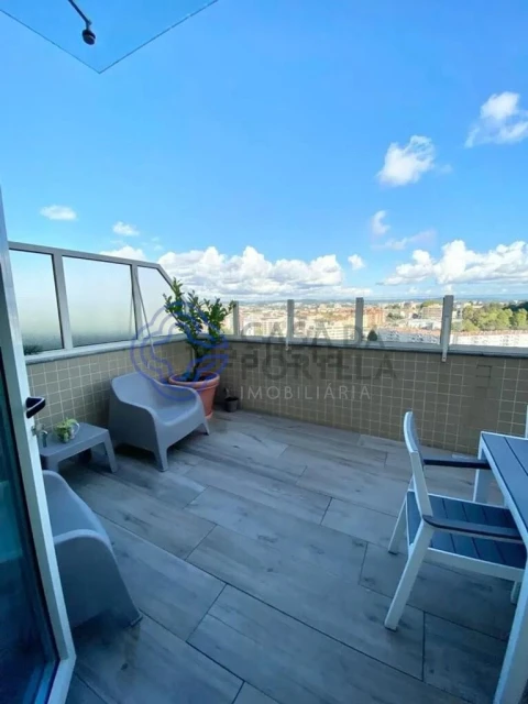 Apartamento T4 para Venda em Mafamude e Vilar do Paraíso