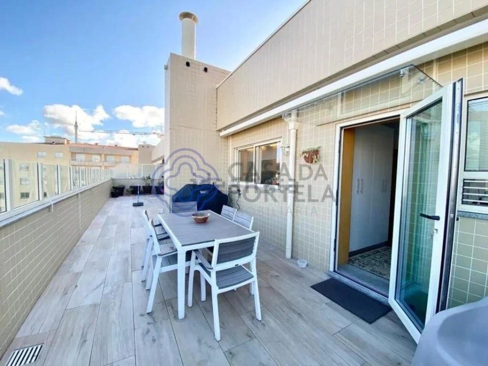 Apartamento T4 para Venda em Mafamude e Vilar do Paraíso Foto 13