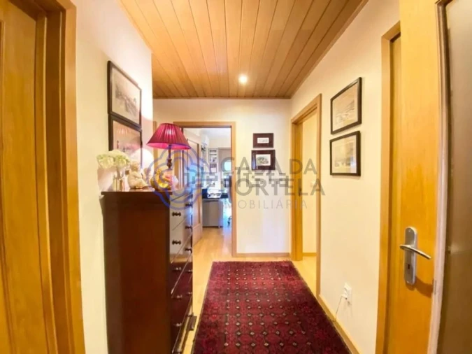 Apartamento T4 para Venda em Mafamude e Vilar do Paraíso Foto 2