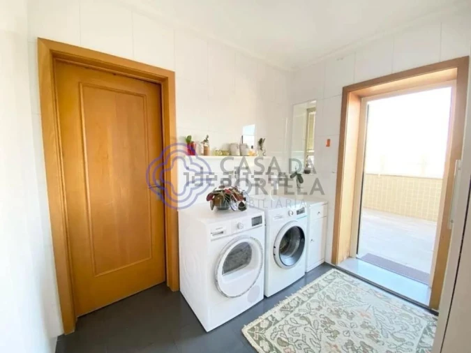Apartamento T4 para Venda em Mafamude e Vilar do Paraíso Foto 21