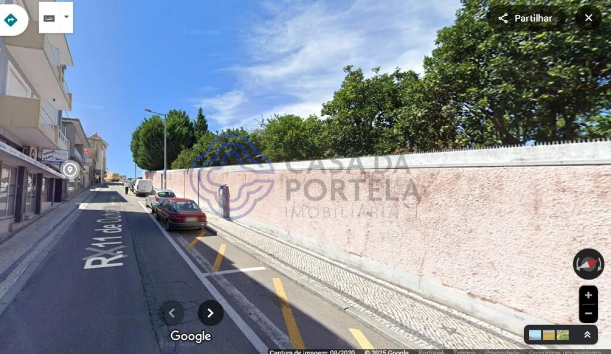 Terreno para Venda em São João da Madeira Foto 4