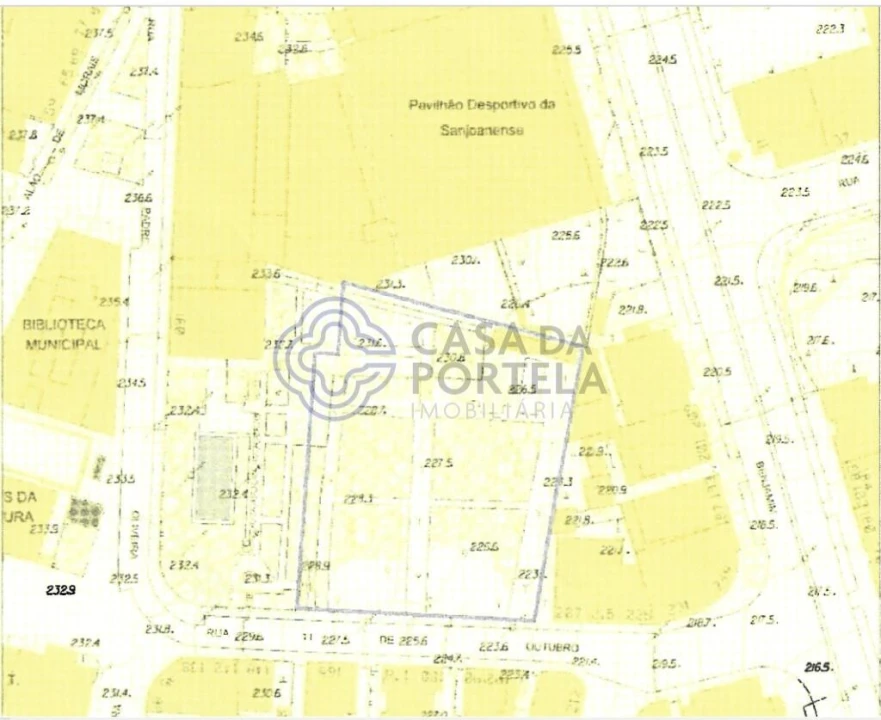 Terreno para Venda em São João da Madeira Foto 9