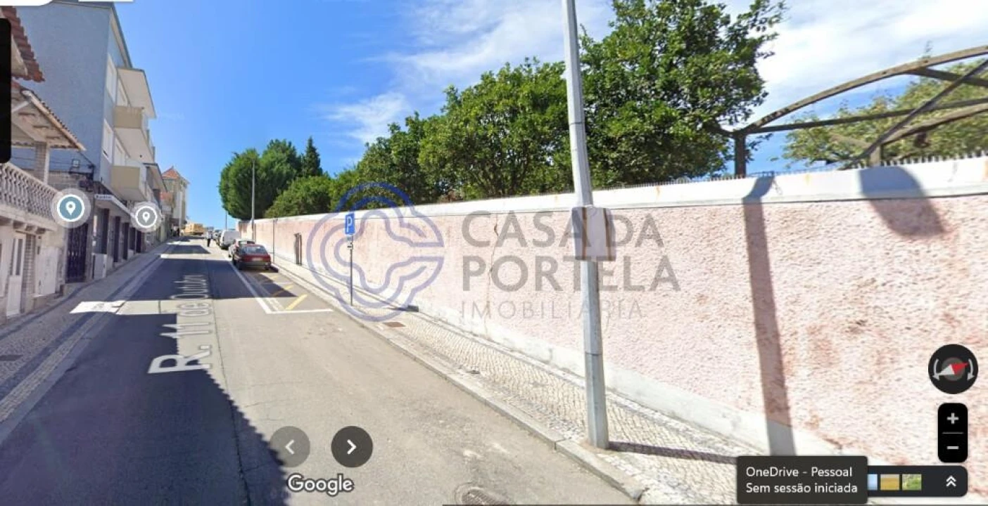 Terreno para Venda em São João da Madeira Foto 3