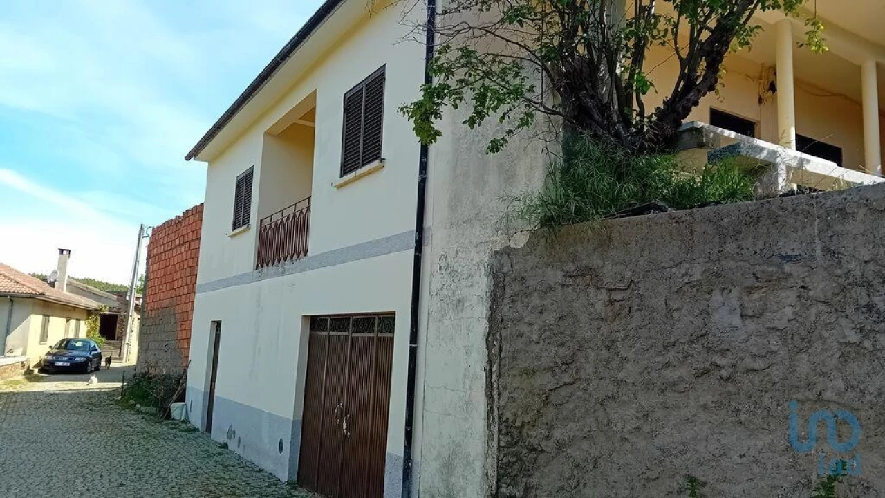 Moradia T2 para Venda em Vale de Frades e Avelanoso Foto 5