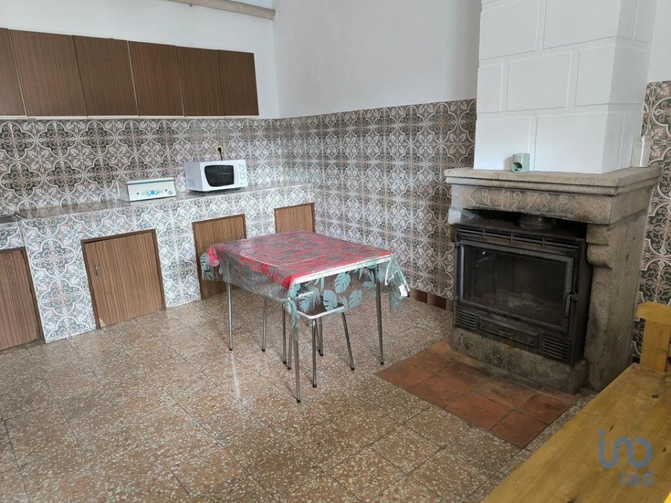 Moradia T2 para Venda em Vale de Frades e Avelanoso Foto 7