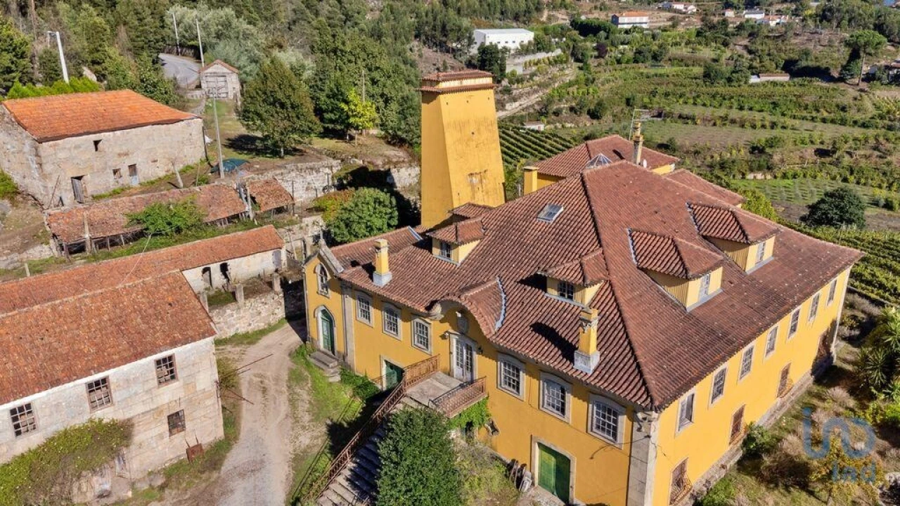 Moradia T20 para Venda em Constance Foto 2