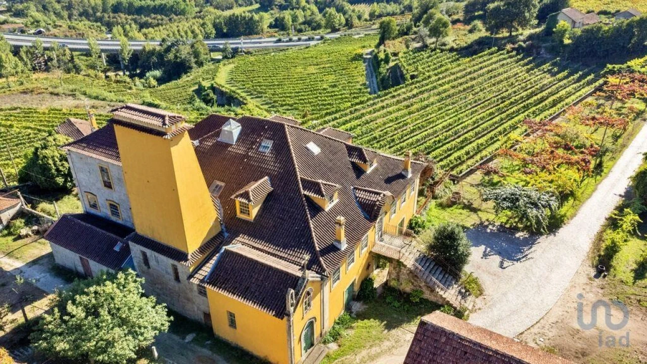 Moradia T20 para Venda em Constance Foto 4