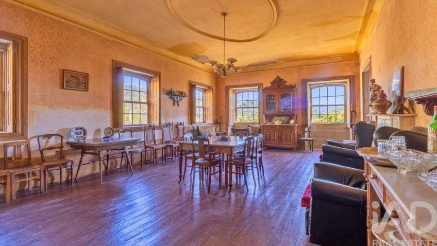 Moradia T20 para Venda em Constance Foto 22