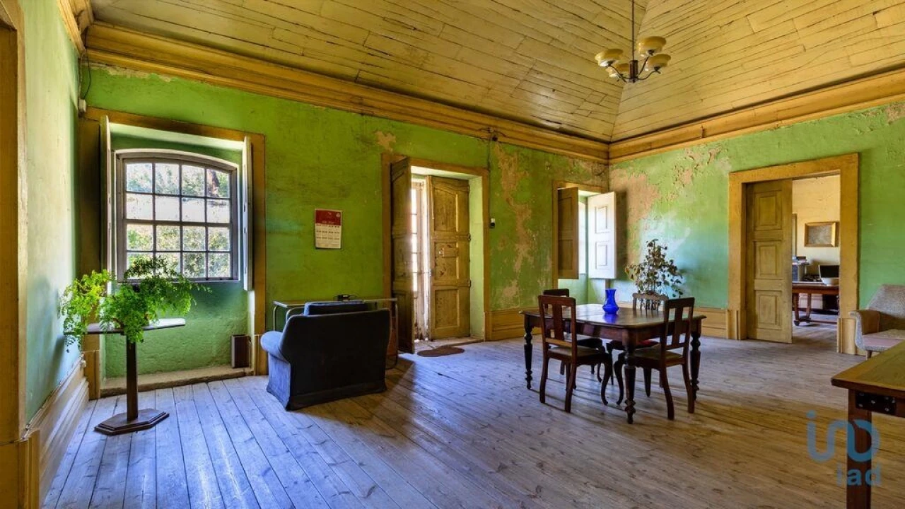 Moradia T20 para Venda em Constance Foto 14