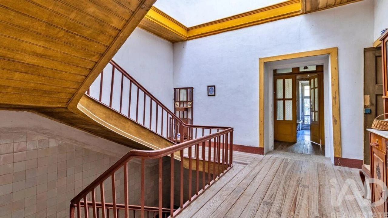 Moradia T20 para Venda em Constance Foto 21