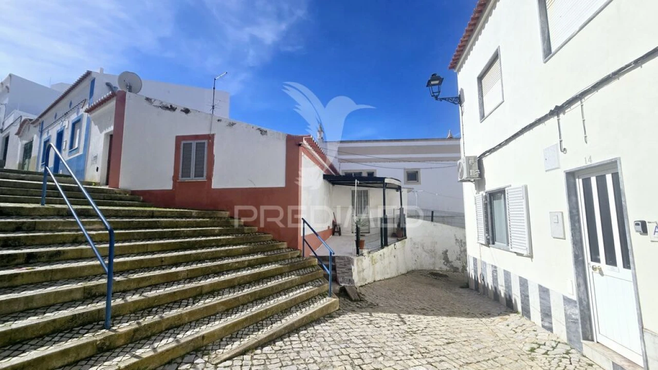 Moradia T2 para Venda em Ferragudo Foto 1