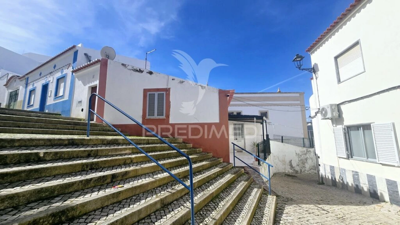 Moradia T2 para Venda em Ferragudo Foto 2