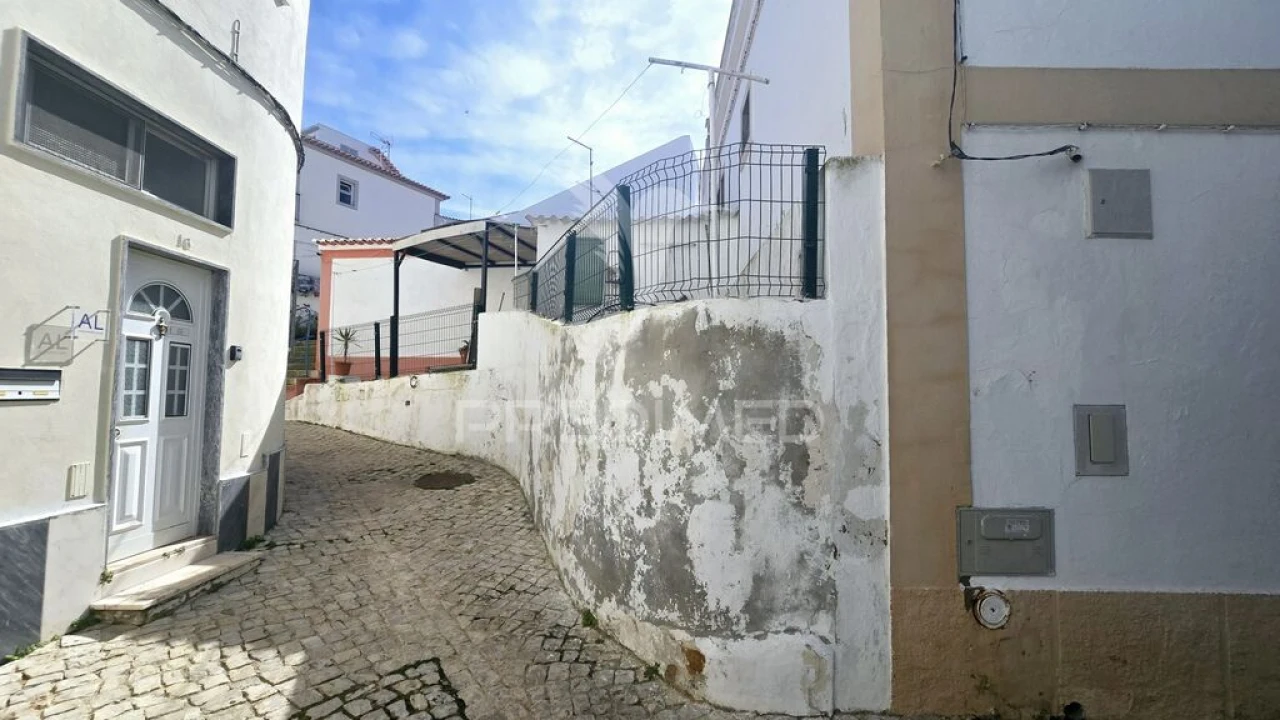 Moradia T2 para Venda em Ferragudo Foto 4
