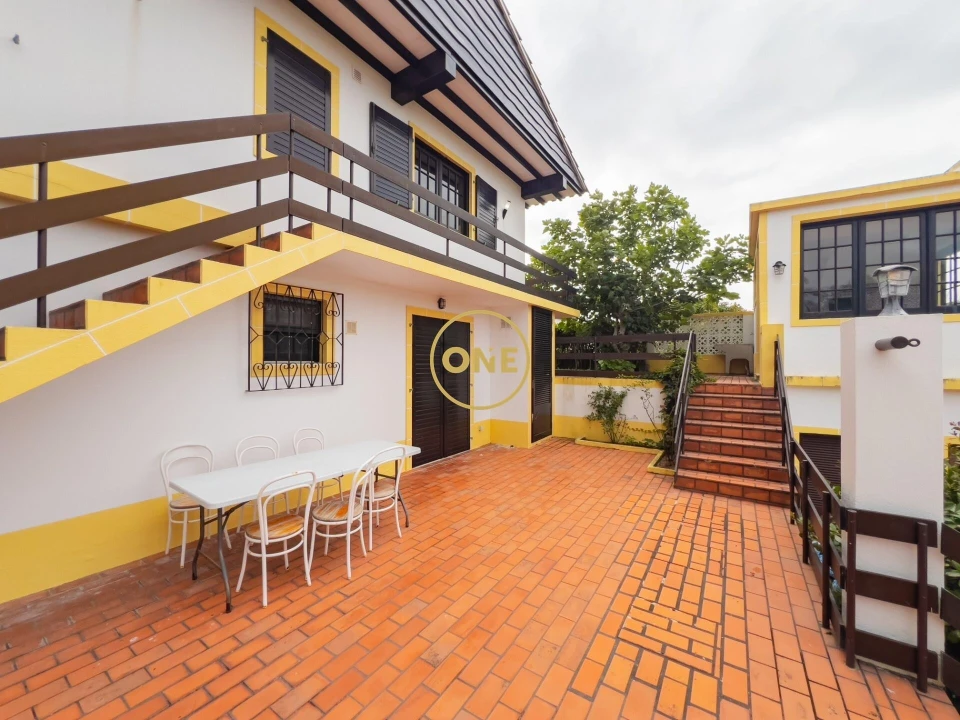 Moradia T6 para Venda em Rosto do Cão (Livramento) Foto 19