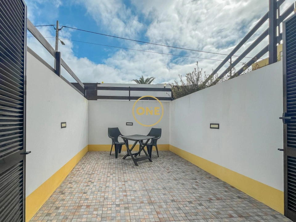 Moradia T6 para Venda em Rosto do Cão (Livramento) Foto 7