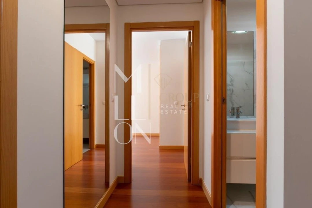 Apartamento T2 para Venda em Pedrouços Foto 10