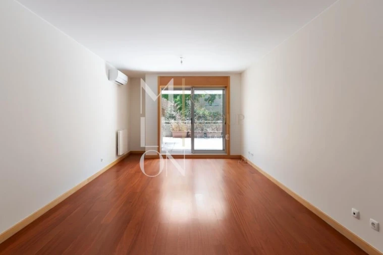 Apartamento T2 para Venda em Pedrouços Foto 5