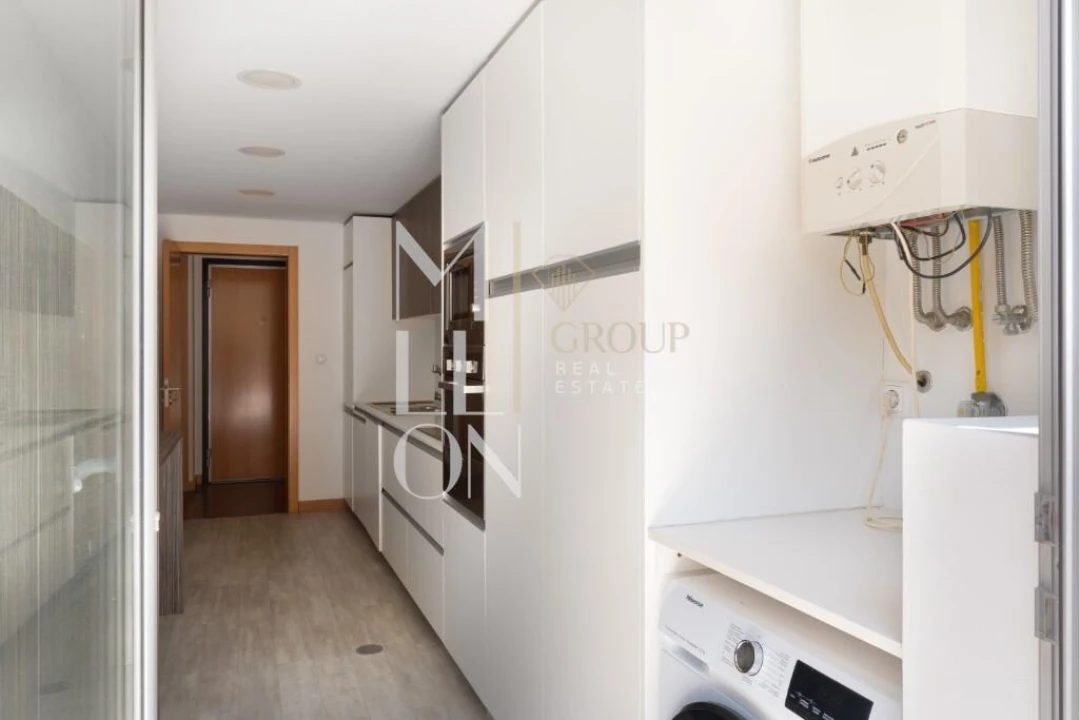 Apartamento T2 para Venda em Pedrouços Foto 9