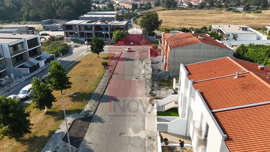 Moradia T3 para Venda em Turiz Foto 9