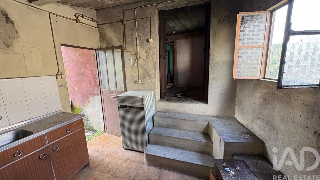 Moradia T3 para Venda em Campelo Foto 19