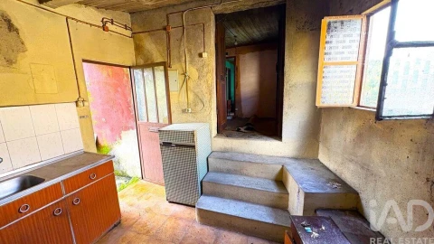 Moradia T3 para Venda em Campelo