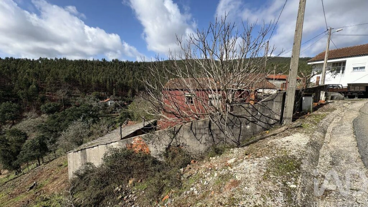 Moradia T3 para Venda em Campelo Foto 12