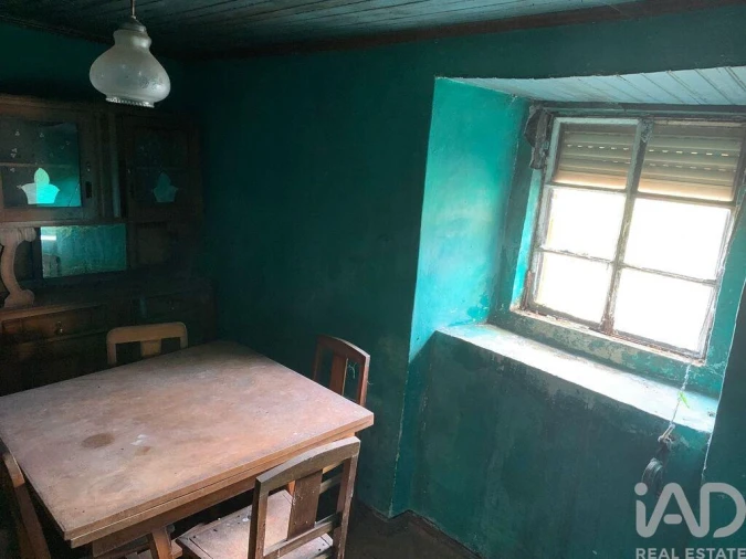 Moradia T3 para Venda em Campelo Foto 22