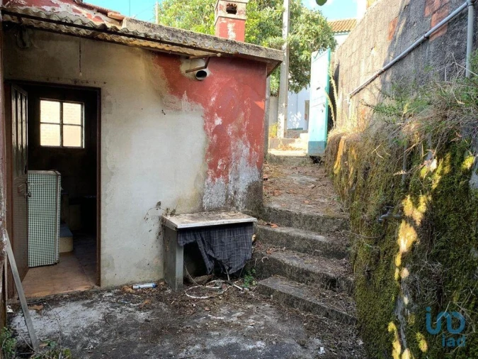 Moradia T3 para Venda em Campelo Foto 4