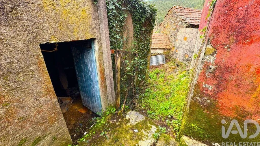 Moradia T3 para Venda em Campelo Foto 22