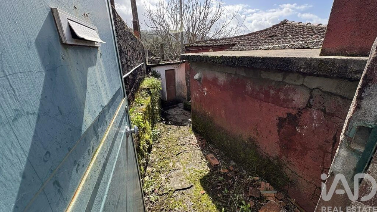 Moradia T3 para Venda em Campelo Foto 14