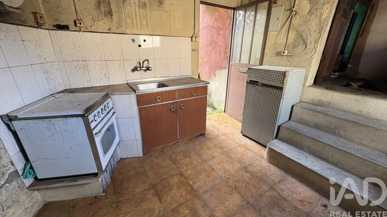 Moradia T3 para Venda em Campelo Foto 3