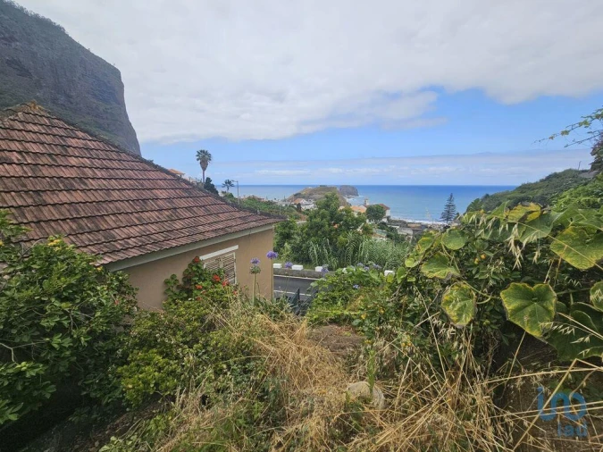 Moradia T3 para Venda em Porto da Cruz Foto 3