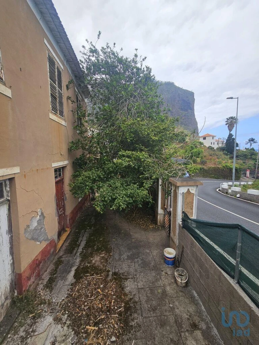 Moradia T3 para Venda em Porto da Cruz Foto 5