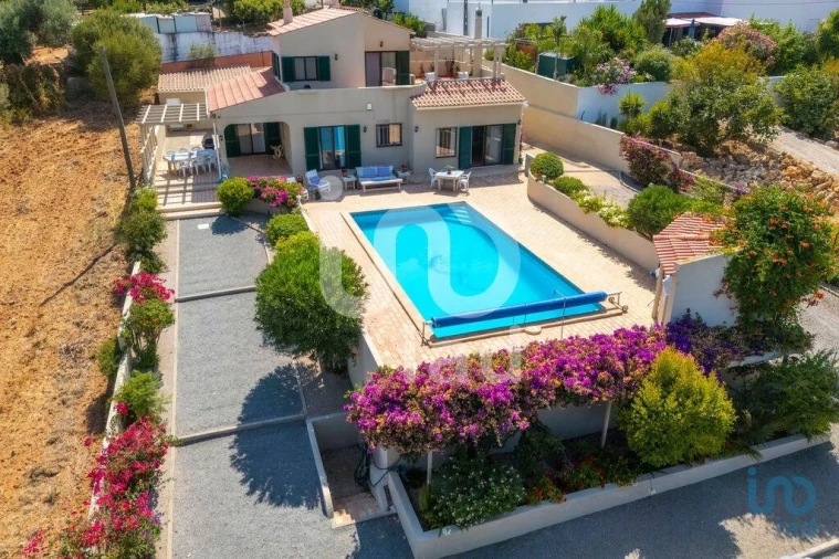 Moradia T3 para Venda em Pechão Foto 1