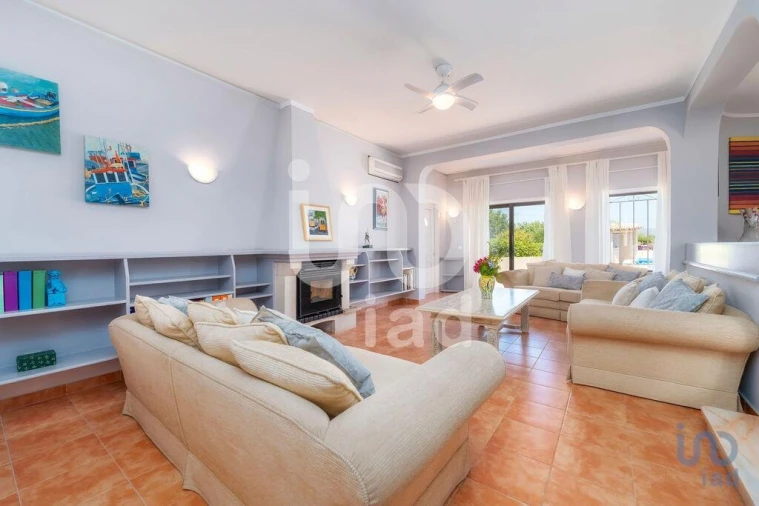 Moradia T3 para Venda em Pechão Foto 11