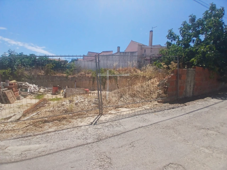 Moradia T4 para Venda em Charneca de Caparica e Sobreda Foto 5